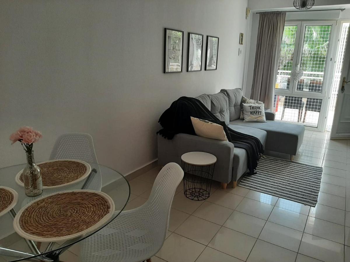 Apartamento Ines, Dehesa De Campoamor,900M From The Sea , Swimming Pool & Tennis Court Esterno foto